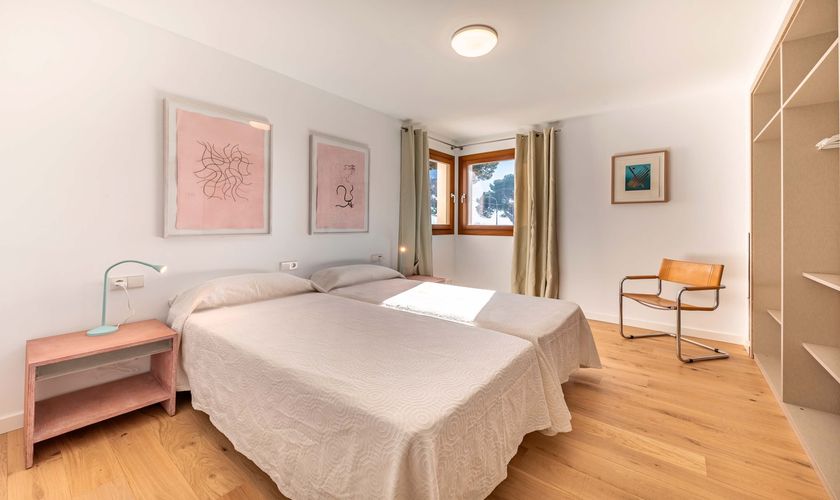 Schlafzimmer für 2 Personen Ferienhaus Pollensa mit Meerblick PM 3550