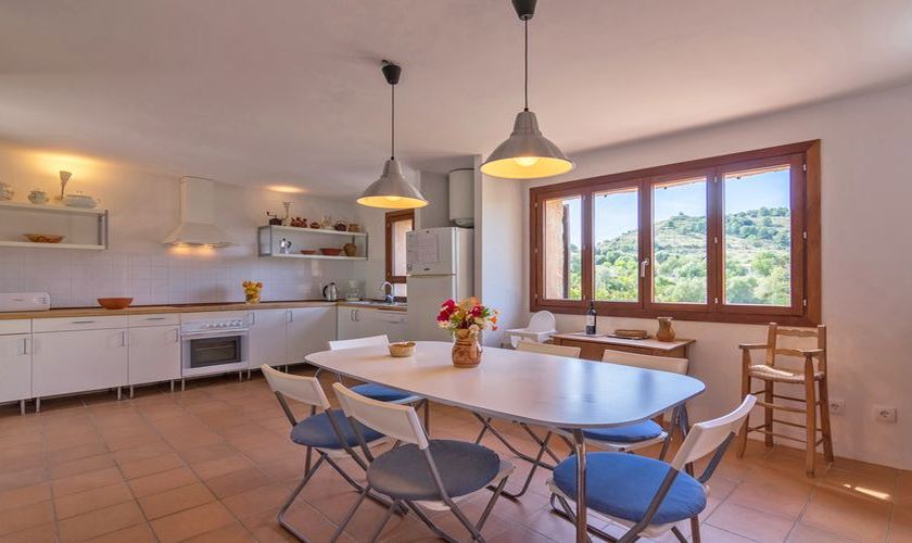 Küche mit Esstisch Finca Mallorca PM 565