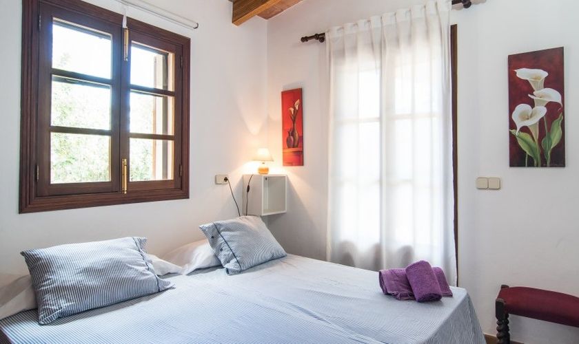 Schlafzimmer mit Doppelbett Finca Son Servera Mallorca PM 591