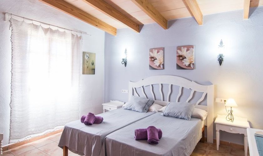 Schlafzimmer mit zwei Einzelbetten Finca Mallorca PM 591