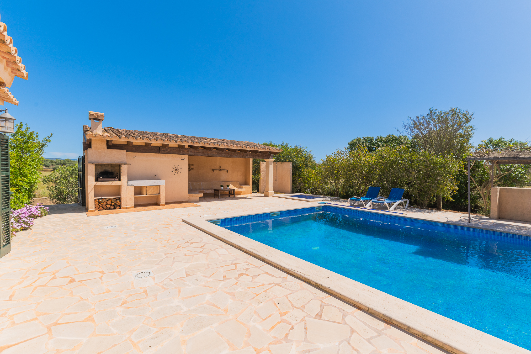 Terrasse und Pool Finca Mallorca 8 Personen Klima Wlan 