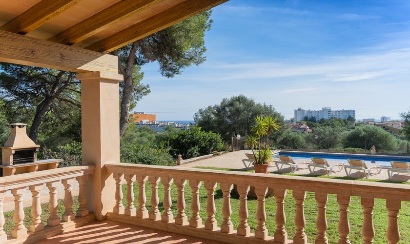 Blick in den Garten Finca Mallorca mit Pool PM 6564