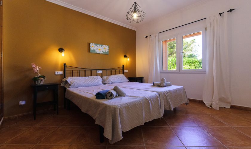 Schlafzimmer für 2 Personen Finca Mallorca mit Pool und Internet