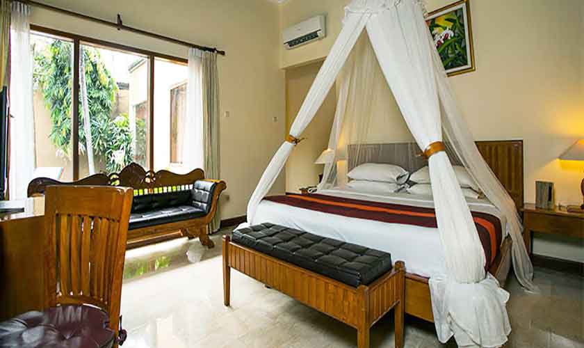 Schlafzimmer Villa Suites Parigata auf Bali