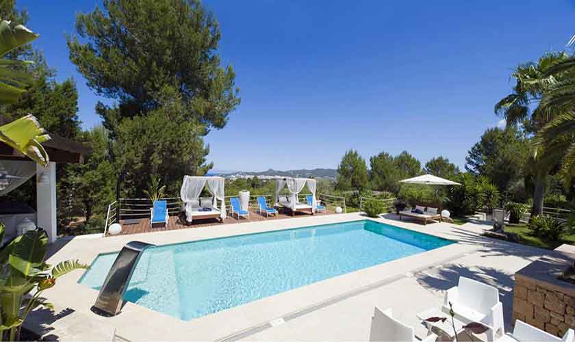 Pool und Ferienvilla Ibiza IBZ 33