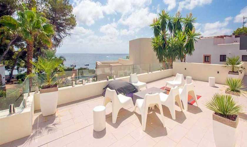Terrasse oben mit Meerblick Ferienvilla Ibiza IBZ 89