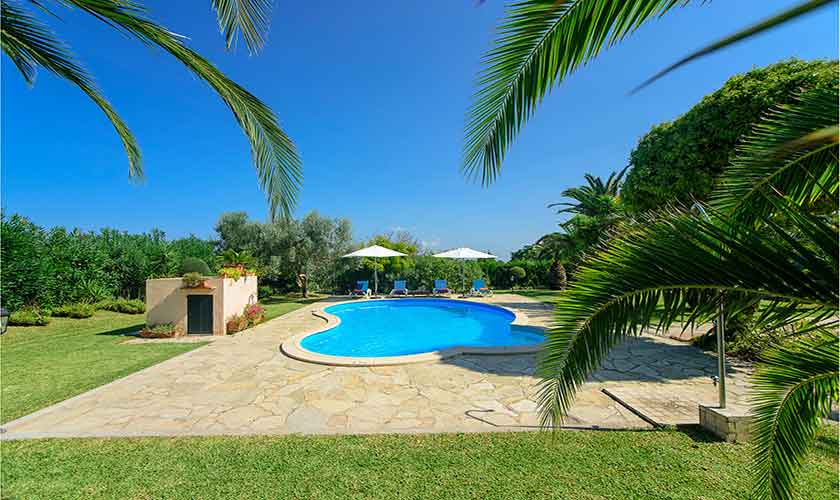 Pool Finca Mallorca für 4-5 Personen PM 3418