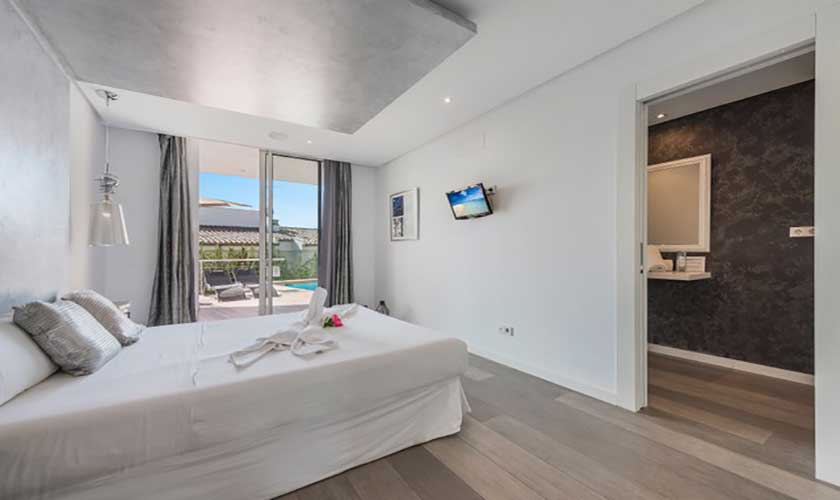 Schlafzimmer Ferienvilla Mallorca bei Port Alcudia PM 3656