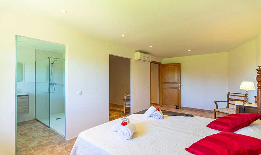 Schlafzimmer Finca Mallorca PM 3660