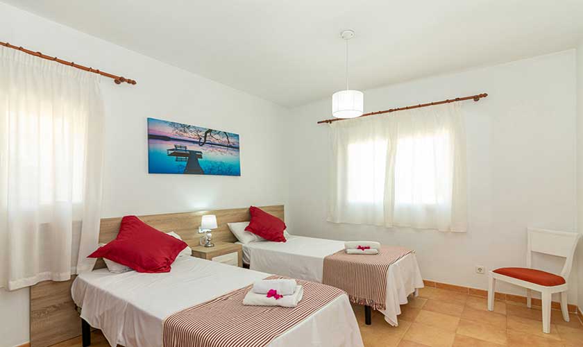 Schlafzimmer Ferienhaus Mallorca PM 430
