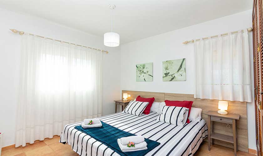 Schlafzimmer Ferienhaus Mallorca PM 430