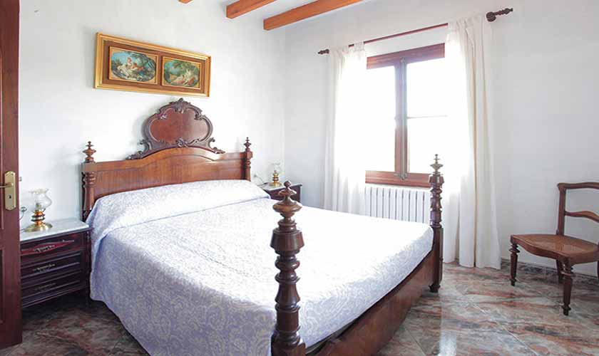 Schlafzimmer Finca Mallorca 10 Personen PM 542