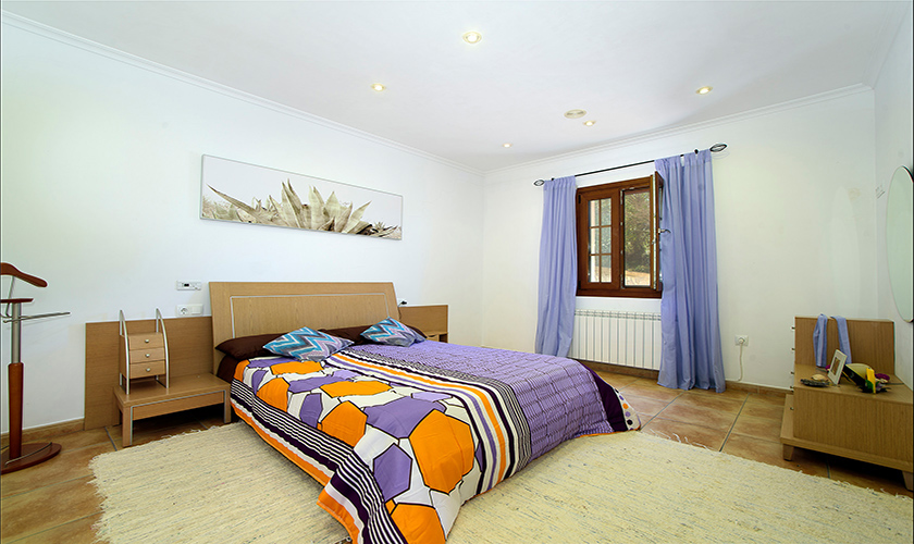 Schlafzimmer Finca Mallorca 6 Personen PM 6012