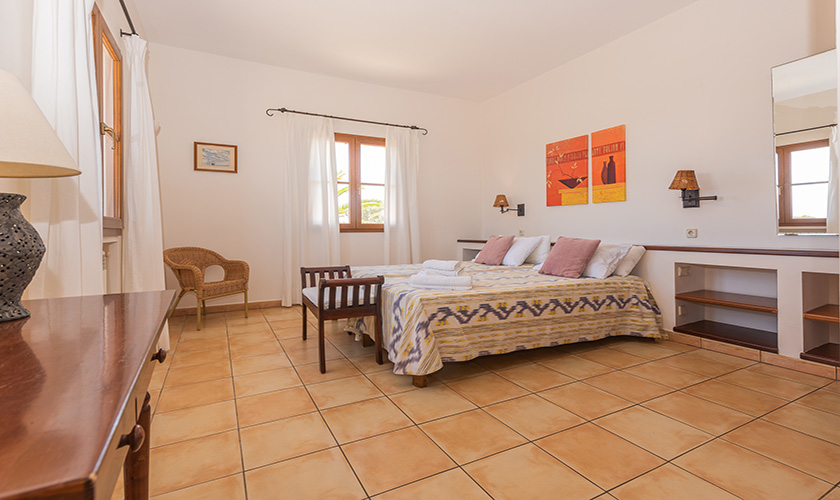 Schlafzimmer Finca Mallorca PM 6075
