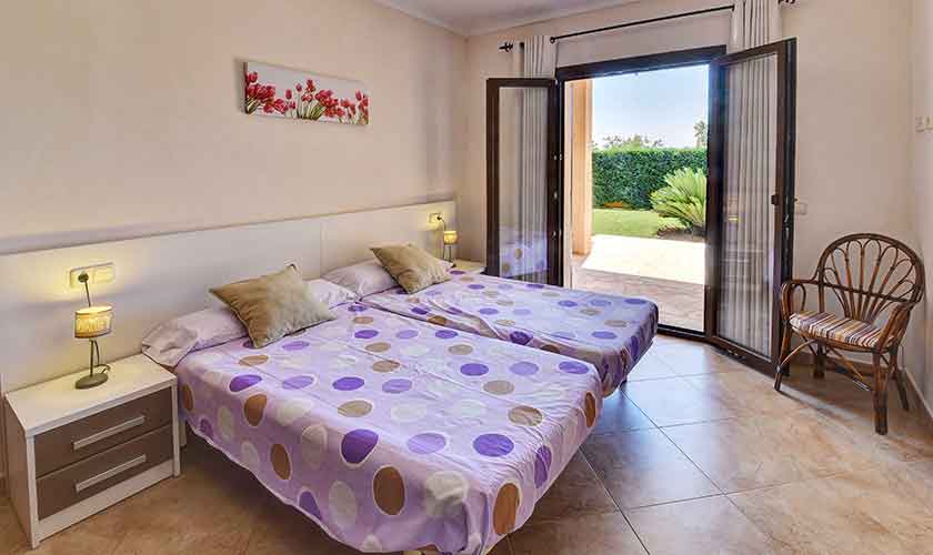 Schlafzimmer Finca Mallorca 10 Personen PM 6076