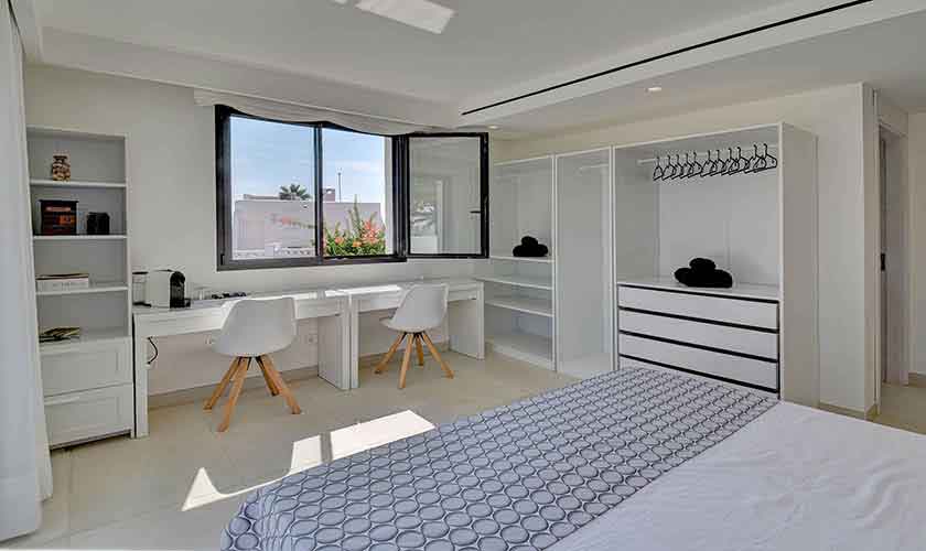 Schlafzimmer Ferienvilla Mallorca PM 6617