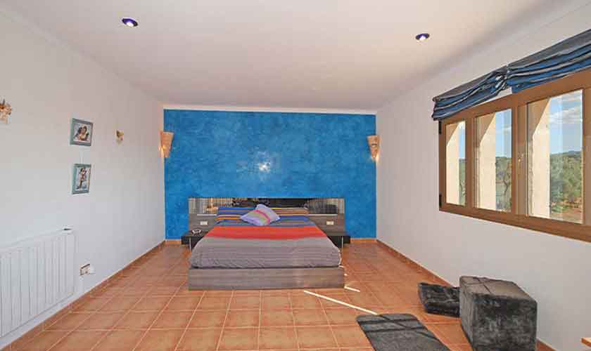 Schlafzimmer Ferienhaus Mallorca Süden PM 6910