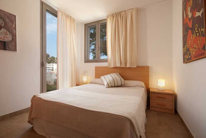 Schlafzimmer 3 Ferienhaus Mallorca mit Pool und Strandnähe 6 Personen PM 3491