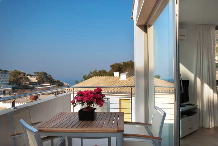 Terrasse Ferienhaus Mallorca mit Pool Strandnähe WLAN Aircondition PM 3493
