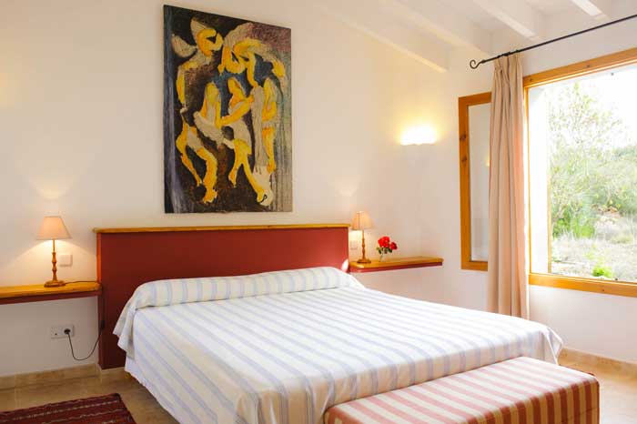 2. Schlafzimmer Exklusive Finca Mallorca Südosten PM 6069 für 10 Personen - eines der komfortablen Schafzimmer mit Klimaanlage