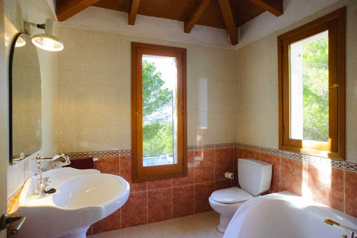 Badezimmer Finca Mallorca mit Pool für 9 Personen PM 6573