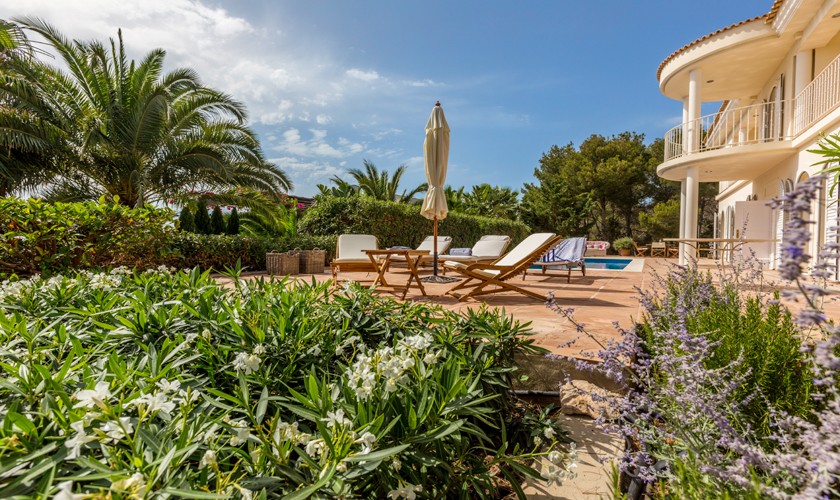 Terrasse Villa Ibiza für 4-5 Personen IBZ 17