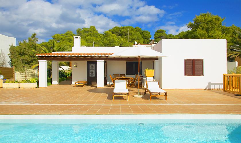 Pool und Ferienhaus Ibiza für 6 Personen IBZ 55