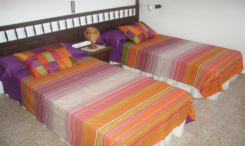 Schlafzimmer Ferienhaus Ibiza Meerblick IBZ 55
