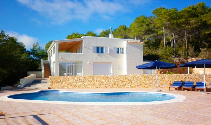 Pool und Ferienhaus Ibiza für 4 Personen IBZ 95