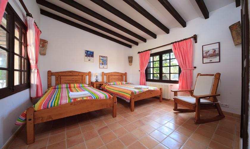 Schlafzimmer Ferienvilla mit Pool Mallorca PM 3317