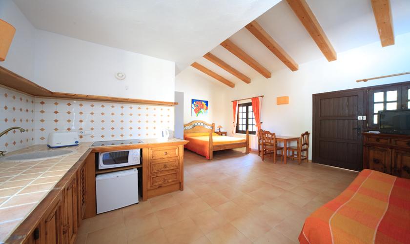 Schlafzimmer Ferienvilla mit Pool Mallorca PM 3317