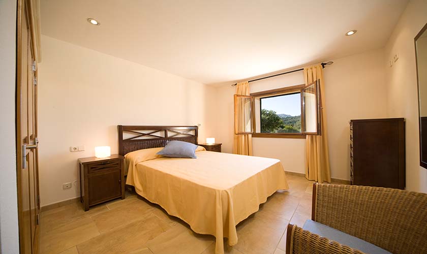 Schlafzimmer Finca Mallorca für 4 Personen PM 3518