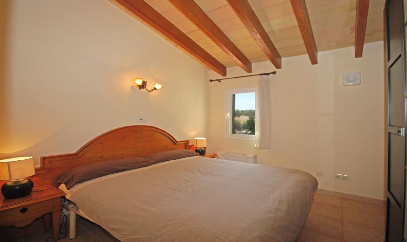 Schlafzimmer Ferienhaus Pool Klimaanlage WLAN Mallorca PM 3708