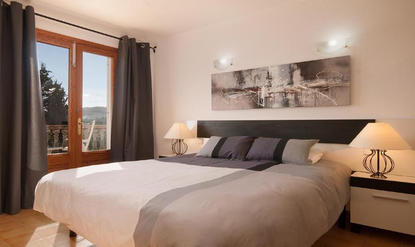 Schlafzimmer Finca Mallorca mit Pool PM 3744