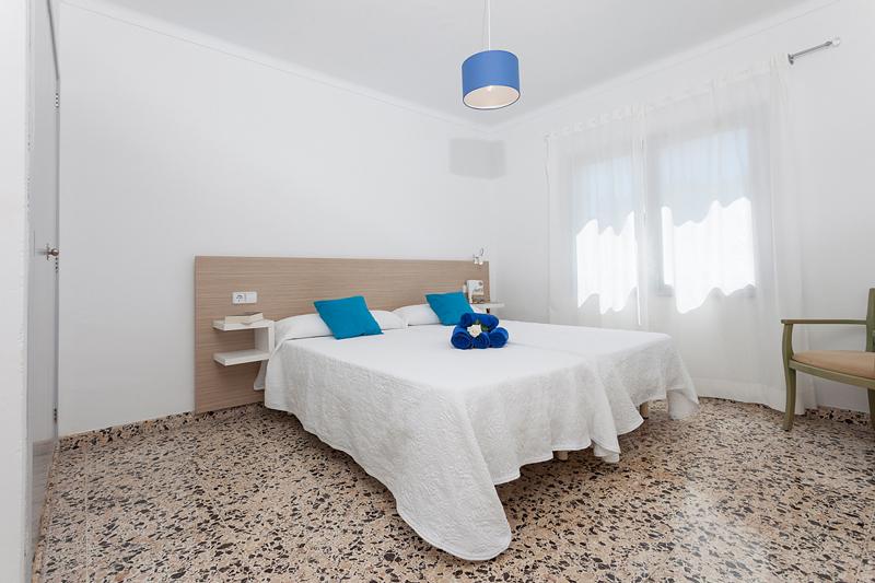 Schlafzimmer Ferienfinca Mallorca Strandnähe Nordküste PM 3804