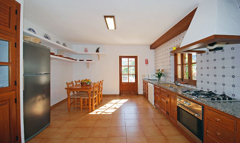 Küche Finca Mallorca für 10 Personen PM 399