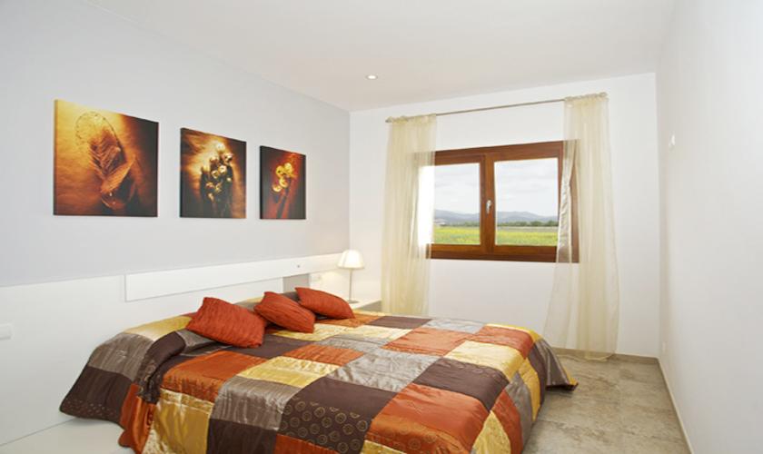 Schlafzimmer Ferienvilla Mallorca Norden PM 4272