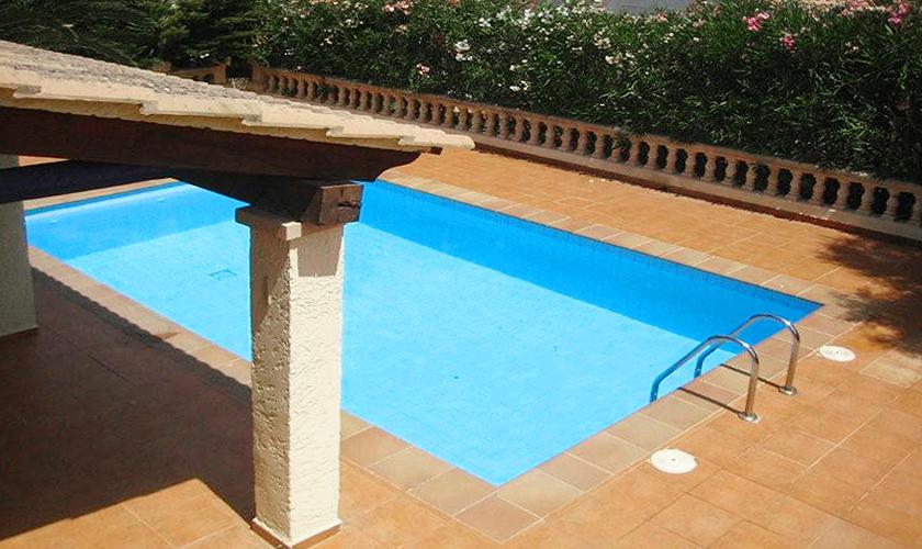 Pool und Terrasse Ferienhaus Mallorca PM 460