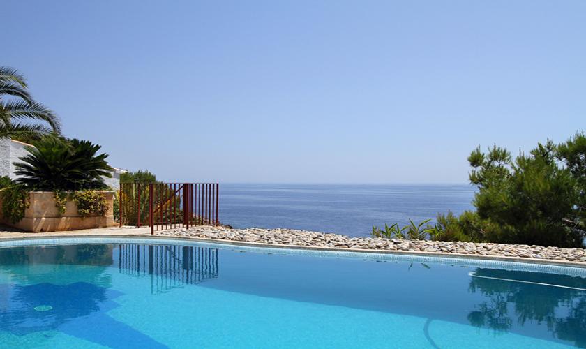 Pool und Meerblick Ferienvilla Mallorca Ostküste PM 511