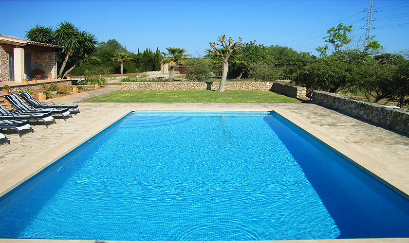 Pool der Ferienfinca Mallorca für 8 Personen PM 5395
