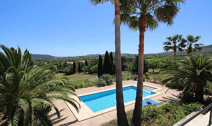 Mallorca Pool und Landschaft Finca PM 580