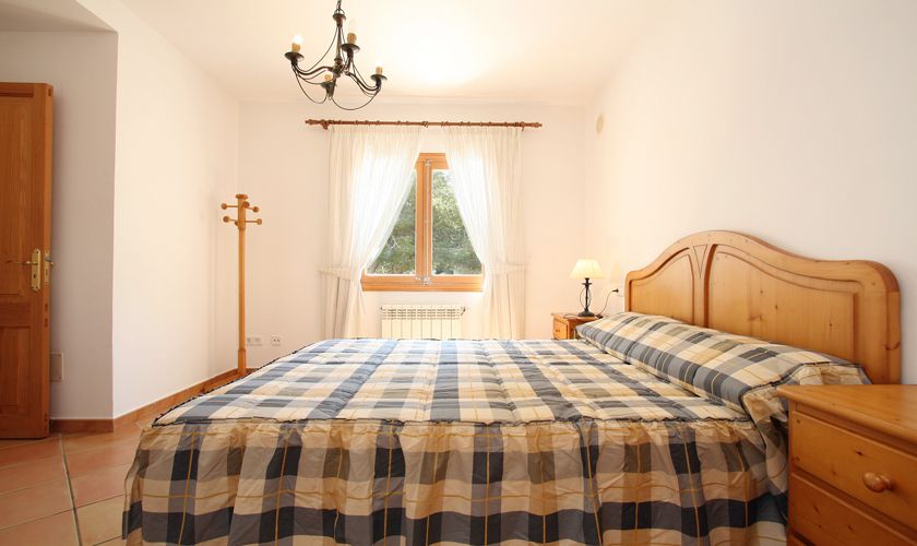 Schlafzimmer Ferienvilla Mallorca mit Pool PM 6079