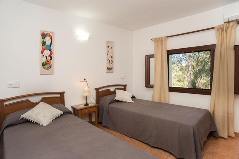 Schlafzimmer Ferienfinca Mallorca Südosten PM 6090