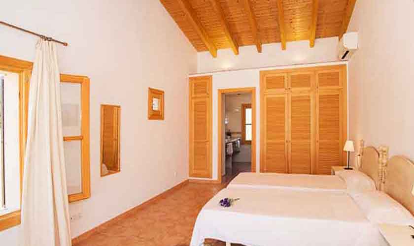 Schlafzimmer Finca Mallorca Südosten PM 6547