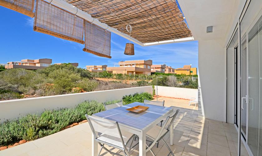 Terrasse Ferienhaus Mallorca bei Ses Covetes PM 6960