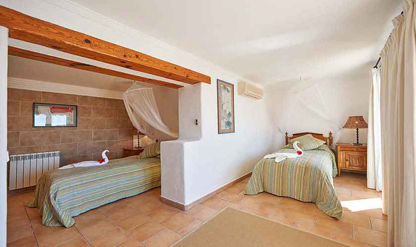 Zweibettzimmer Ferienhaus Mallorca PM 103 Nr. 74C