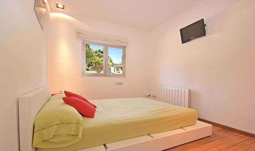 Schlafzimmer Modernes Ferienhaus Mallorca PM 3027