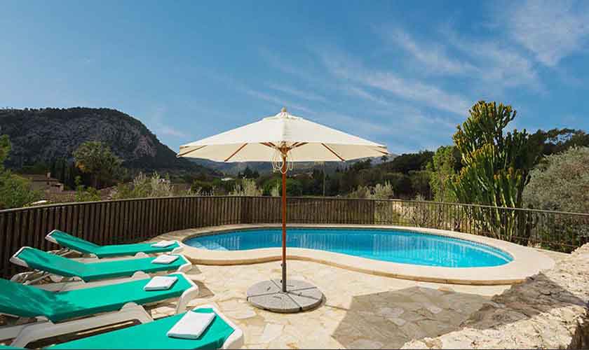 Pool und Blick Finca Mallorca Norden PM 3435