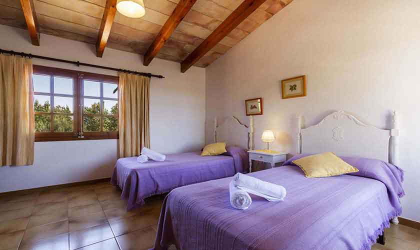 Schlafzimmer Finca Mallorca für 5 Personen PM 3751