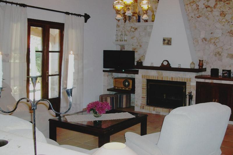 Wohnraum mit Sofas Finca Mallorca mit Pool PM 572 für 6 Personen